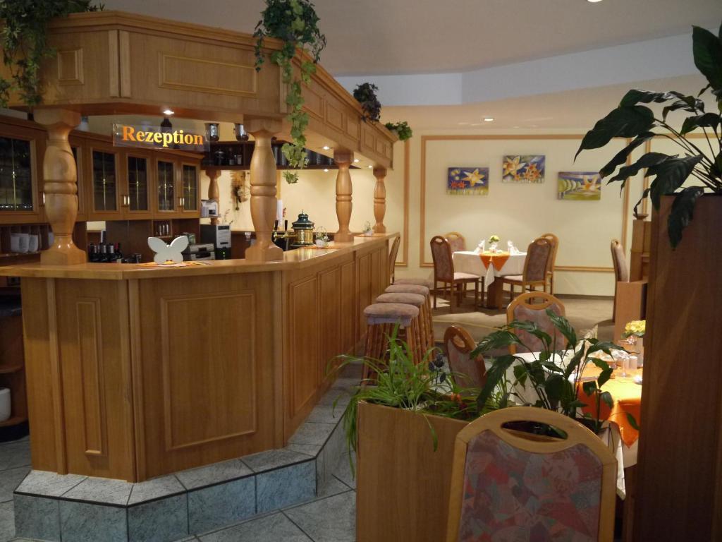 Grunaer Hof Hotel Chemnitz Buitenkant foto